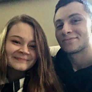 Meet your Posher, Carissa